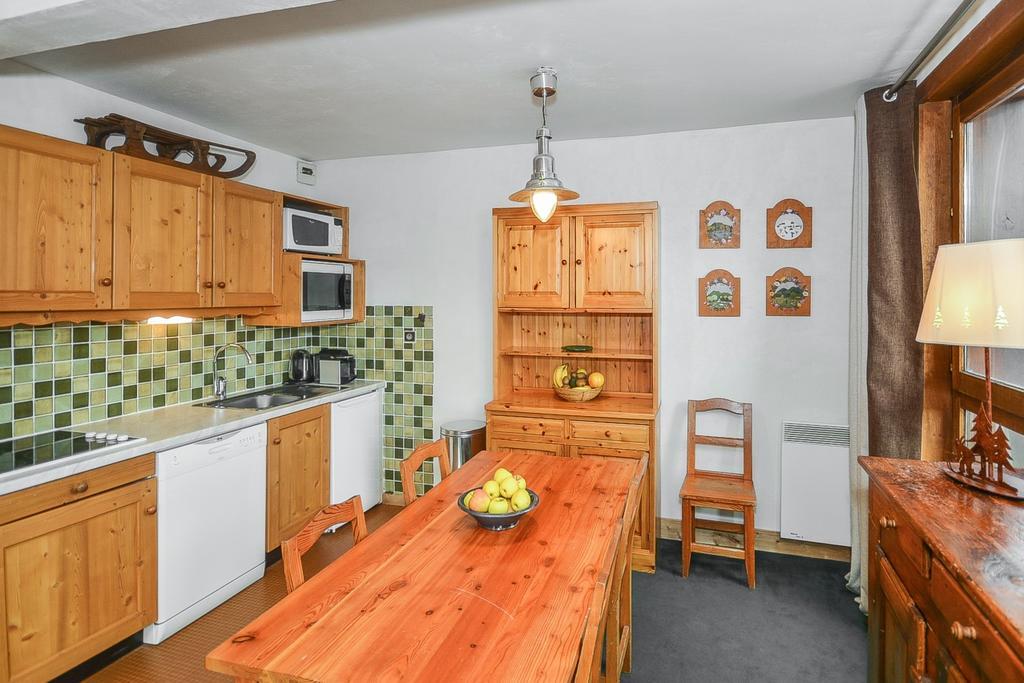 1850 - Le Bachal Apartment *